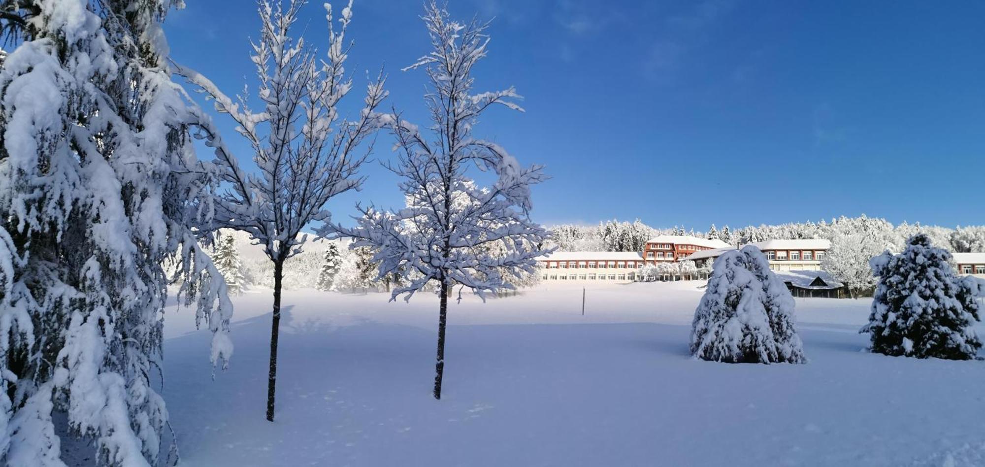L'Escandille Village Vacances Отран Екстериор снимка